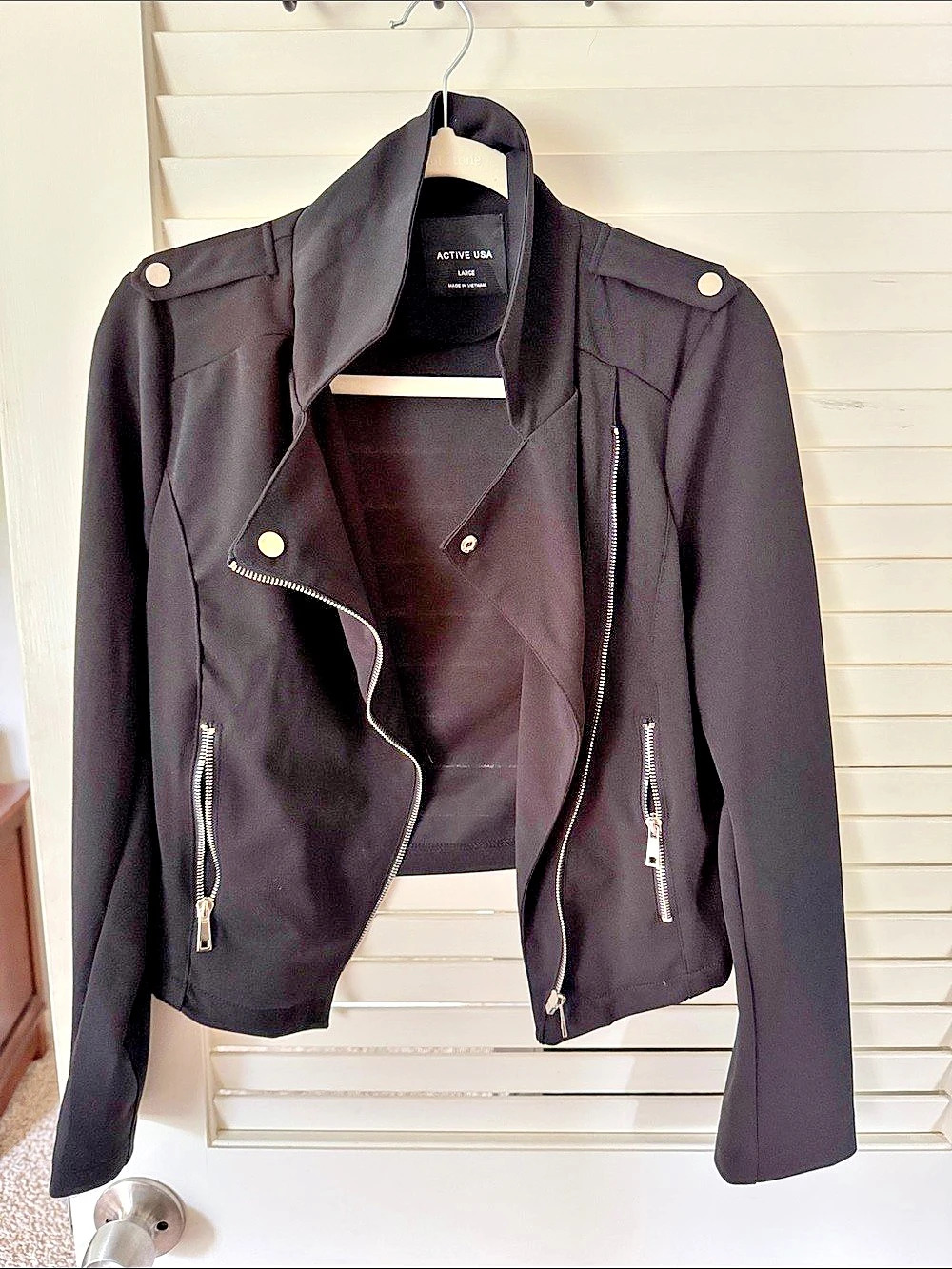 Active USA Black Moto Jacket Size Large Like New